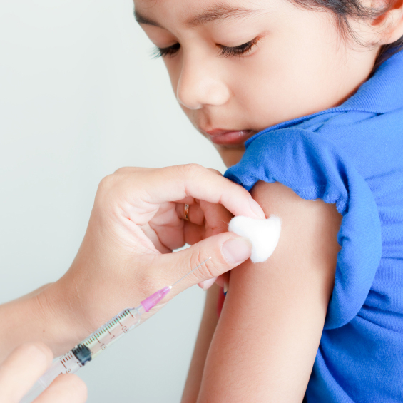 No existe relación causal entre vacunación y muerte en los treinta días posteriores a la vacunación 